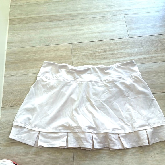 FILA white tennis/ pickelball skort size XL - Picture 1 of 7